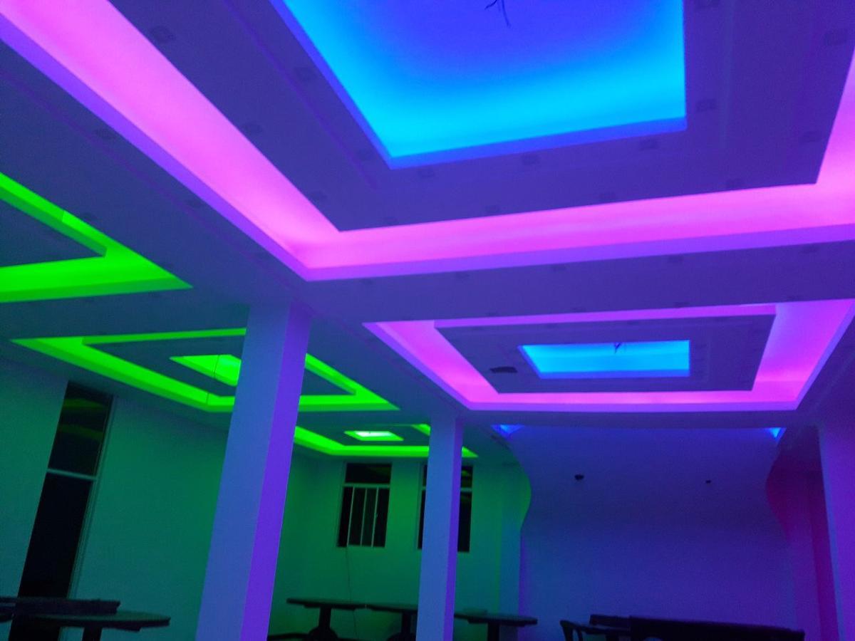 Avanya Hotel And Reception Hall Angunakolapelessa Zewnętrze zdjęcie